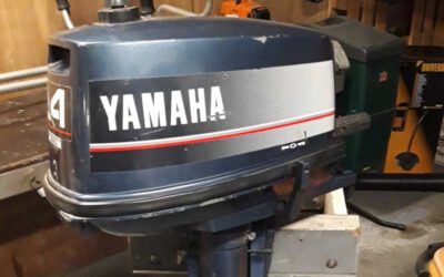 Yamaha 4 pk buitenboord motor met neutraal voor en achteruit