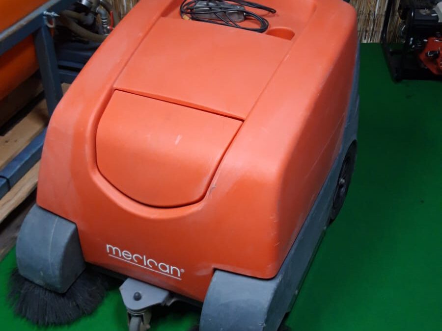 Meclean Buster 910 KSE. Professionele veegmachine