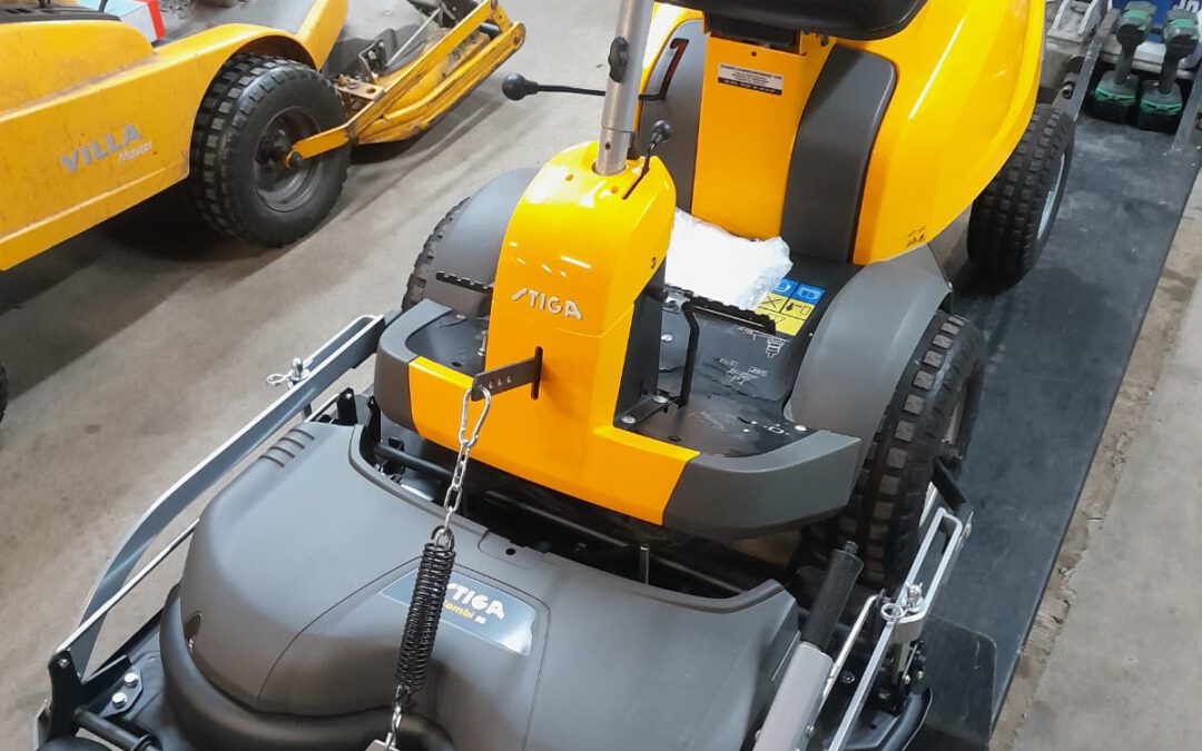Stiga Villa 14 HST 13.5 pk Briggs en Stratton motor