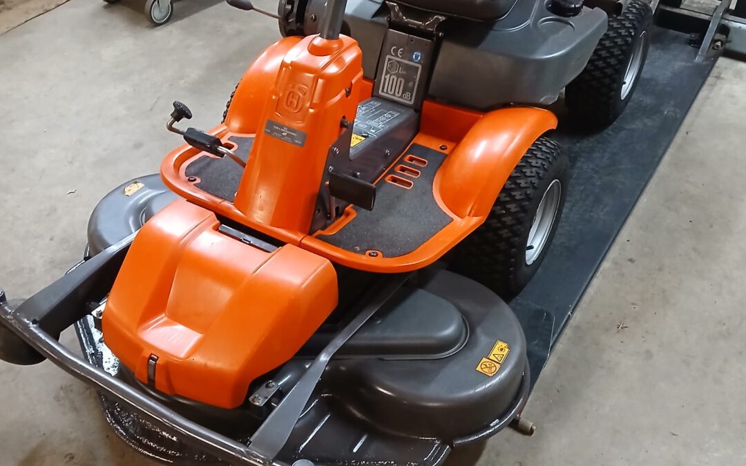 Husqvarna R18