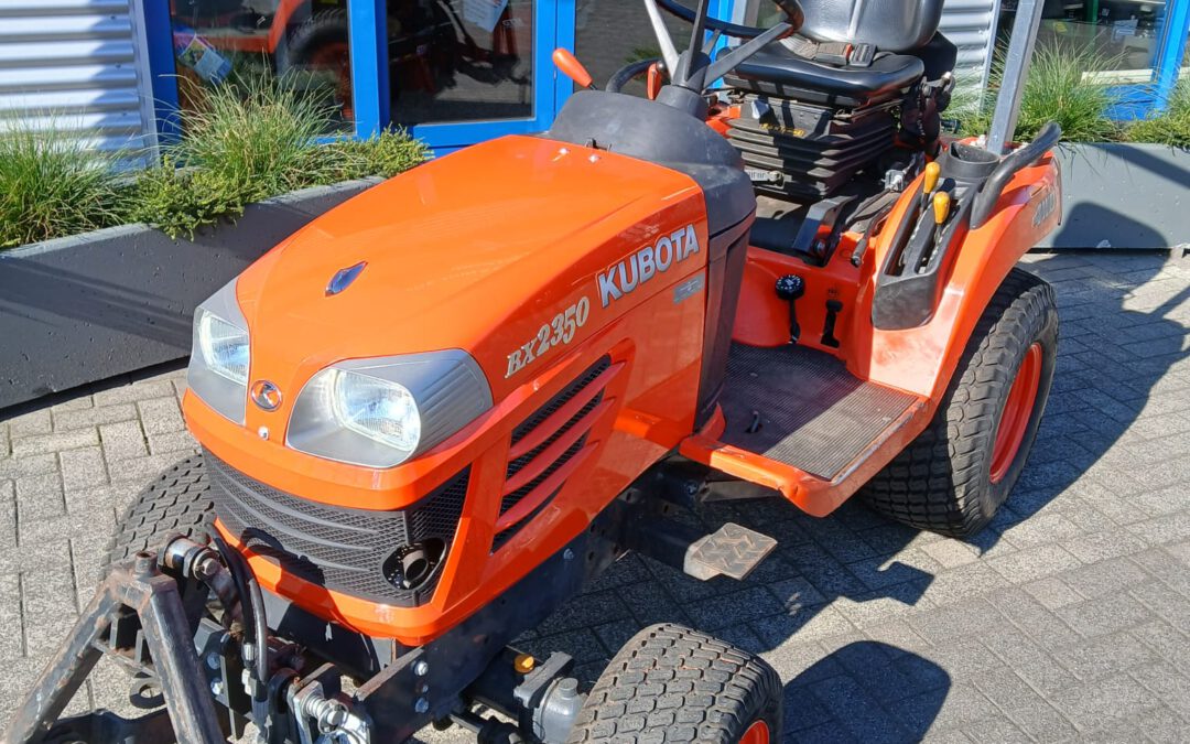 Kubota BX2350